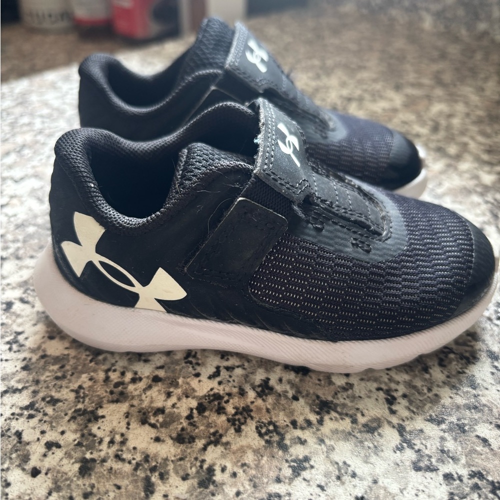 Under Armour Kids Black and White Sneakers